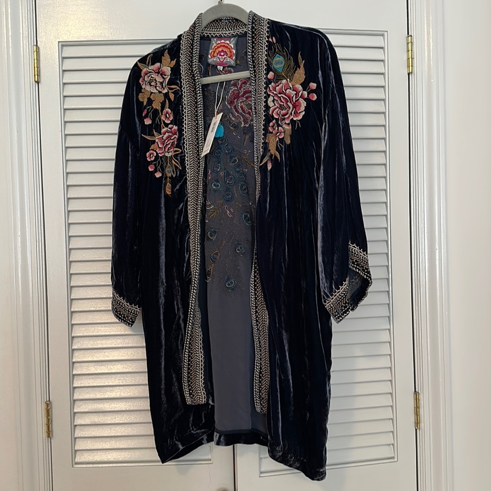 NWT Johnny Was Embroidered Silk Blend Kimono, Size L